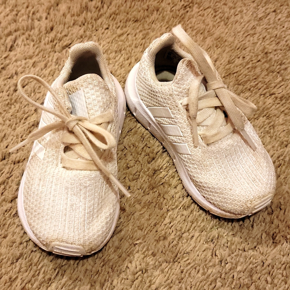 Baby Reebok sneakers - Picture 2 of 3